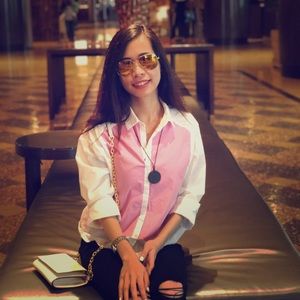 Meet your Posher, Linh